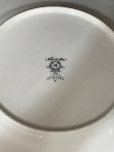 3 Noritake Virtue salad /luncheon plate Platinum trim - Picture 3 of 3