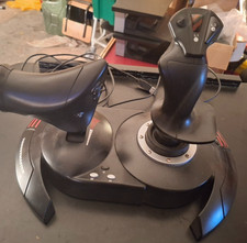 Thrustmaster T-Flight Hotas X V.2 Steuerungssystem für Flugsimulationen