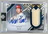 Johnny Bench 2025 Topps Transcendent #TCAR-JB Blue GU Bat Patch Auto /10