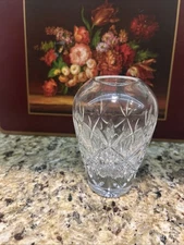 Vintage Tiffany & Co Sybil Diamond Cut Heavy Crystal Bud Vase 4.25” Tall/Retired