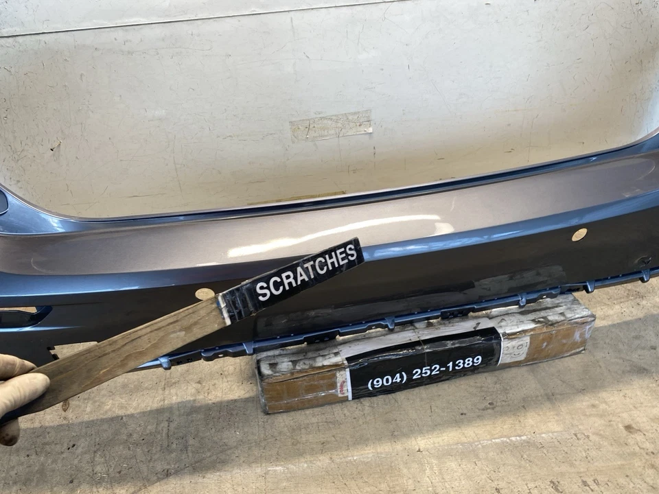 Cubierta de parachoques trasero OEM 2022-2023 Mitsubishi Outlander ES/SE/SEL 6410D528ZZ Foto 4 de 4