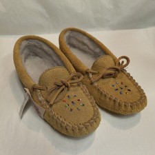 Bastien Industries Hiawatha Moccasins Style 402 Women's Size 4