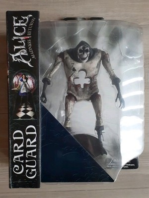 Diamond Select Alice Madness Returns Card Guard Action Figure
