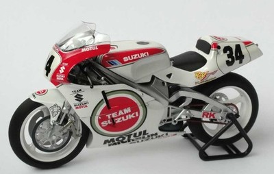 MINICHAMPS 1/12 Suzuki RGV 500 K. Schwantz World Champion Diecast MINICHAMPS 1/12 Suzuki RGV 500 K. Schwantz World Champion Diecast