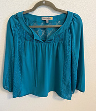 Figueroa  Flower Women  s L Blue Lace V-Neck 3/4 Raglan Peasant Blouse