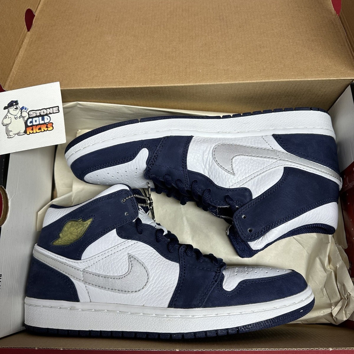 スニーカー NIKE Air Jordan 1 Retro + 'Midnight Navy' 2001 2001 Retro + Air Jordan 1 Mid size 9 NAVY METALLIC Japan