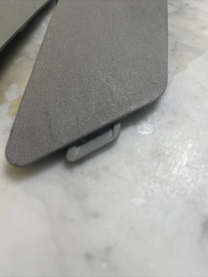 2005-2007 Audi A4 Quattro gray plastic seat cover pair RH LH A1 - Image 2 of 4