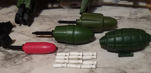 Vtg 1964 Topper Toys Johnny Seven One Man Army w/ Missiles, Bullets, Instruction - Picture 2 of 14