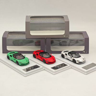 ミニカー4台、Ferrari812/SF90XX, AMG one, SVJ64 ミニカー4台、Ferrari812/SF90XX, AMG one, SVJ64