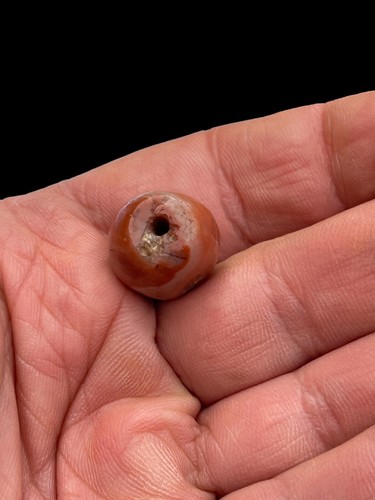 Antique Banded agate Carnelian bead Dzi - Picture 7 of 24