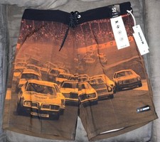 Hurley MBS0011790 Mens Phantom Eco Nascar Finishline 18" Board Shorts Size 32