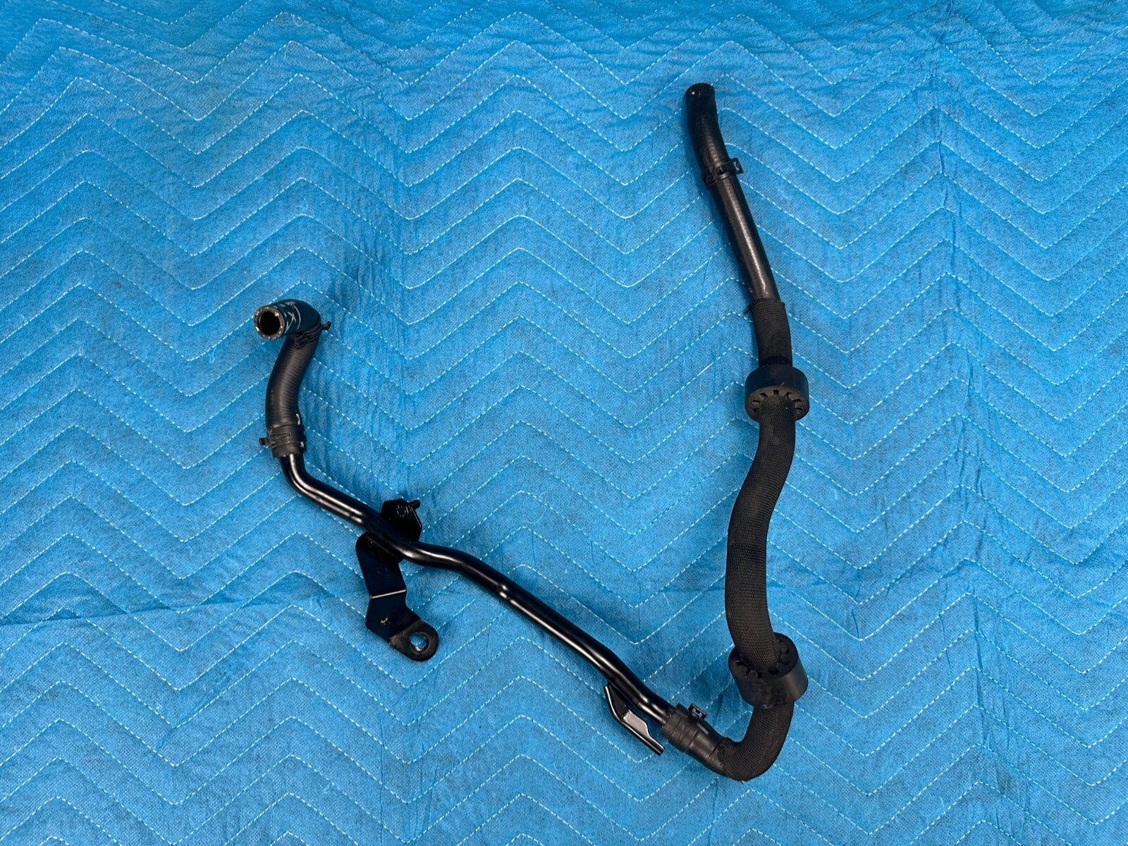 Bentley Contin Flying Spur Engine Coolant Water Pipe Tube Hose 29k 2006-2012 OEM