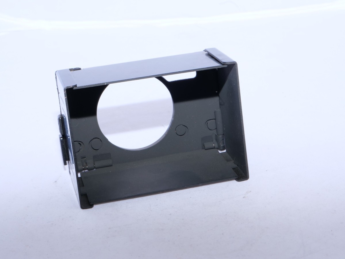 Leitz collapsible metal SOOFM Lens Hood. Summicron 5cm f2 lens