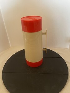 Aladdin Hy-Lo Vintage Red White Thermos Bottle No. WM1060P Wide Mouth 1Qt.