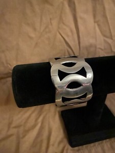 High Trendz Silver Alloy Bracelet Bangle
