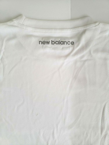 Neu mit Etikett New Balance Herren Cool Dry Fit Tech Shirts T-Shirts Gr. XS UVP $ 35 - KOSTENLOS - Bild 2 von 4