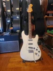 Fender Stratocaster Mexico White | eBay