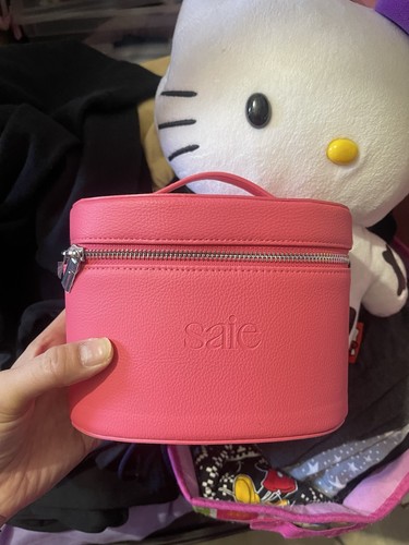 SAIE PINK MAKEUP VANITY CASE - Picture 1 of 3