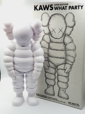 KAWS, WHAT PARTY, Vinylfigur, weiß aus 2022, signiert mit original box