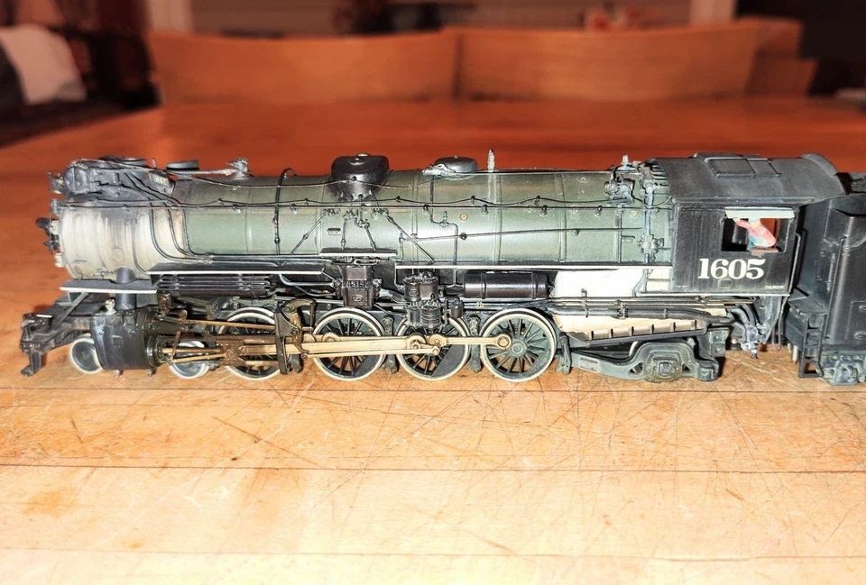 Tenshodo HO Scale D&RGW M-75 4-8-2 1605 Green Jacket Weathering By Jerry Spoelma - Image 4 of 4