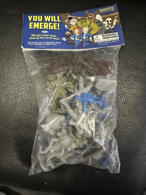 Fallout 76 24 Collectible Figurines from Power Armor Collector's edition