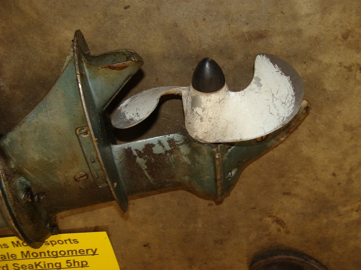1957 Montgomery Ward GALE Sea King 5hp outboard five lower unit