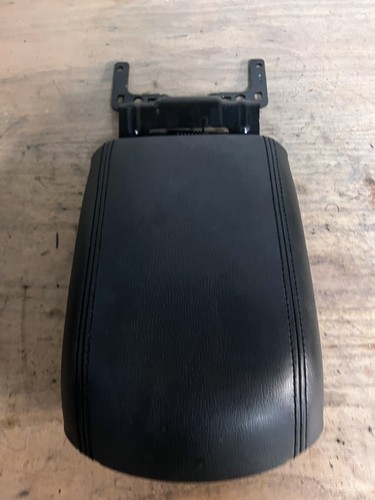 OEM 13 14 15 16 FORD ESCAPE C-MAX ARMREST LEATHER CENTER CONSOLE LID HINGE BLACK - Picture 5 of 14