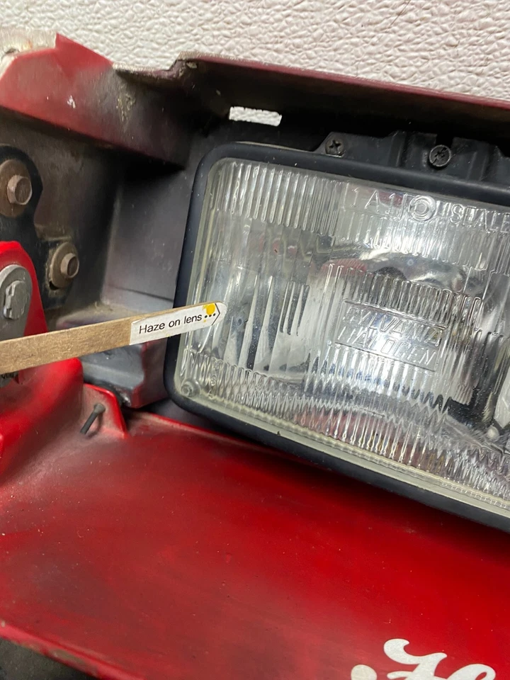 1987 to 1992 Chrysler LeBaron Left Driver LH Halogen Headlight N1141 PS - Image 4 of 4