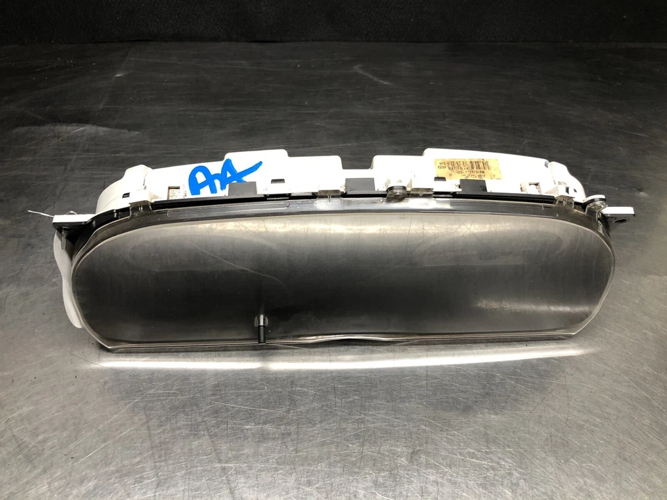 Cuadro medidor velocímetro instrumento Mazda B4000 M/T 2004 Foto 2 de 4