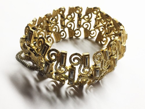 MONET Vintage Link Bracelet Serpentine Filigree Gold Tone Safety Chain - Picture 4 of 12