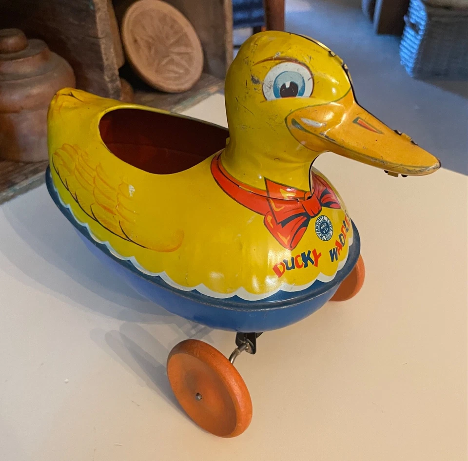 Juguete de colección Wyandotte Duckey Waddles Tin Pull años 40 Foto 2 de 4