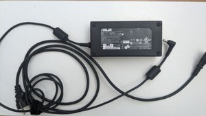 Notebook Netzteil ASUS ROG G75V schwarz - gebraucht - voll funktionsfähig