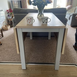 Cotswold Company Chester Dove Grey Dining Table Barely used. Seats 2 6💕