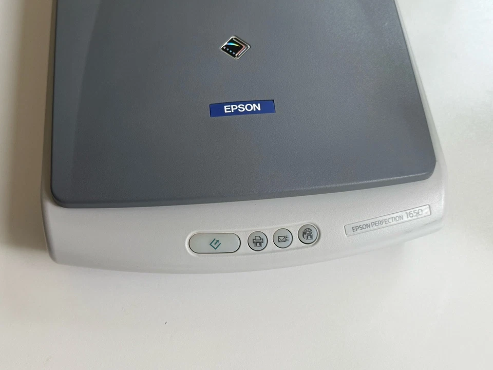 EPSON Perfection 1650 Flatbed Scanner USB High Resolution 1600x3200 DPI Document - Image 3 of 4