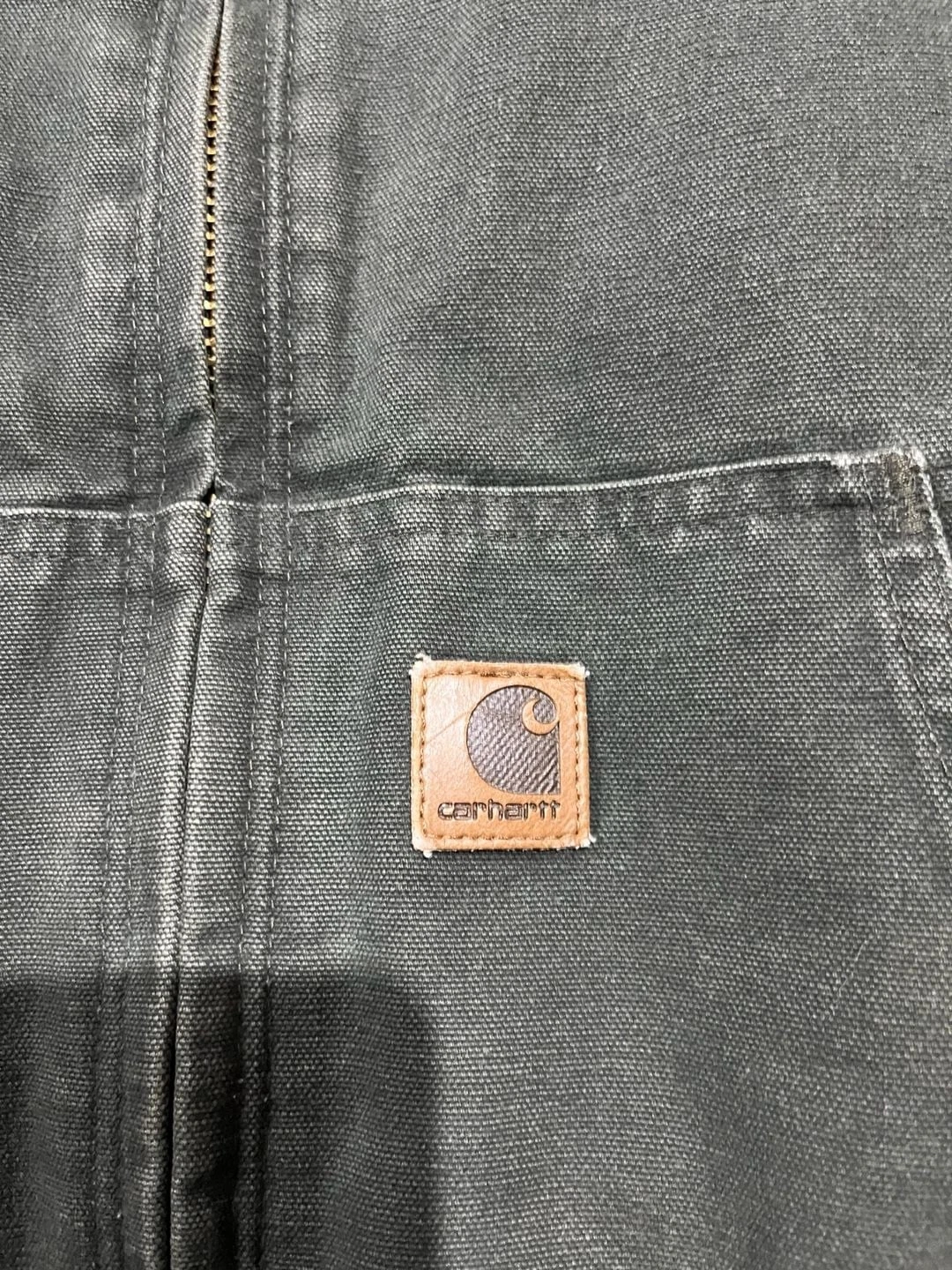 Vintage Carhartt J130 MOS Jacket Size XL - product detail image 3