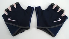 Nike Essential Fitness Gloves Women's Training Obsidian/Anthracite/Pink