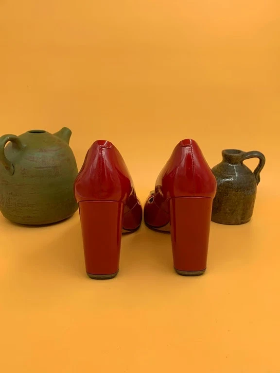 Diane Von Furstenberg | Zapatos | Tacón de charol rojo Diane Von Furstenberg | Foto 2 de 4