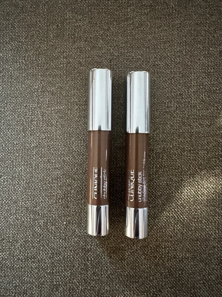 2 X Clinique Chubby Stick Shadow Tint 03 Fuller Fudge Foto 2 de 2