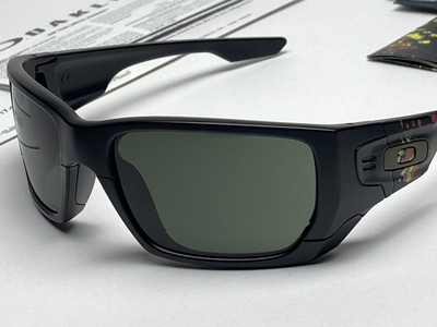Oakley Sunglasses Style Switch Alpha Decay Matte Black / Dark Grey + wVR50