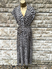 Ladies H & M Brown Mix Animal Print Belted Button Front Smart Dress UK XS