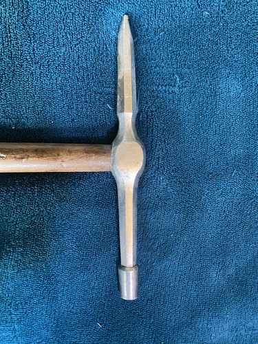Fossil & Mineralogist Hammer - Picture 3 of 4