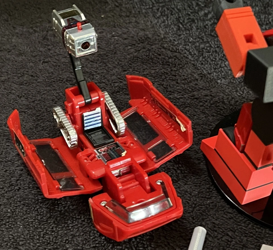 1984 IRONHIDE • CUSTOM G1 VINTAGE TRANSFORMERS - Image 3 of 4