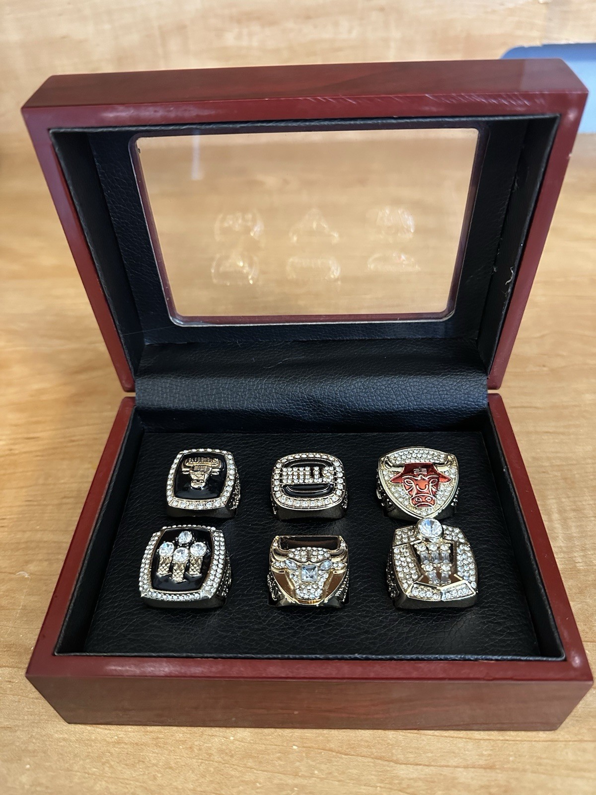 Michael Jordan Chicago Bulls Championship 6 Rings Set With Display Box