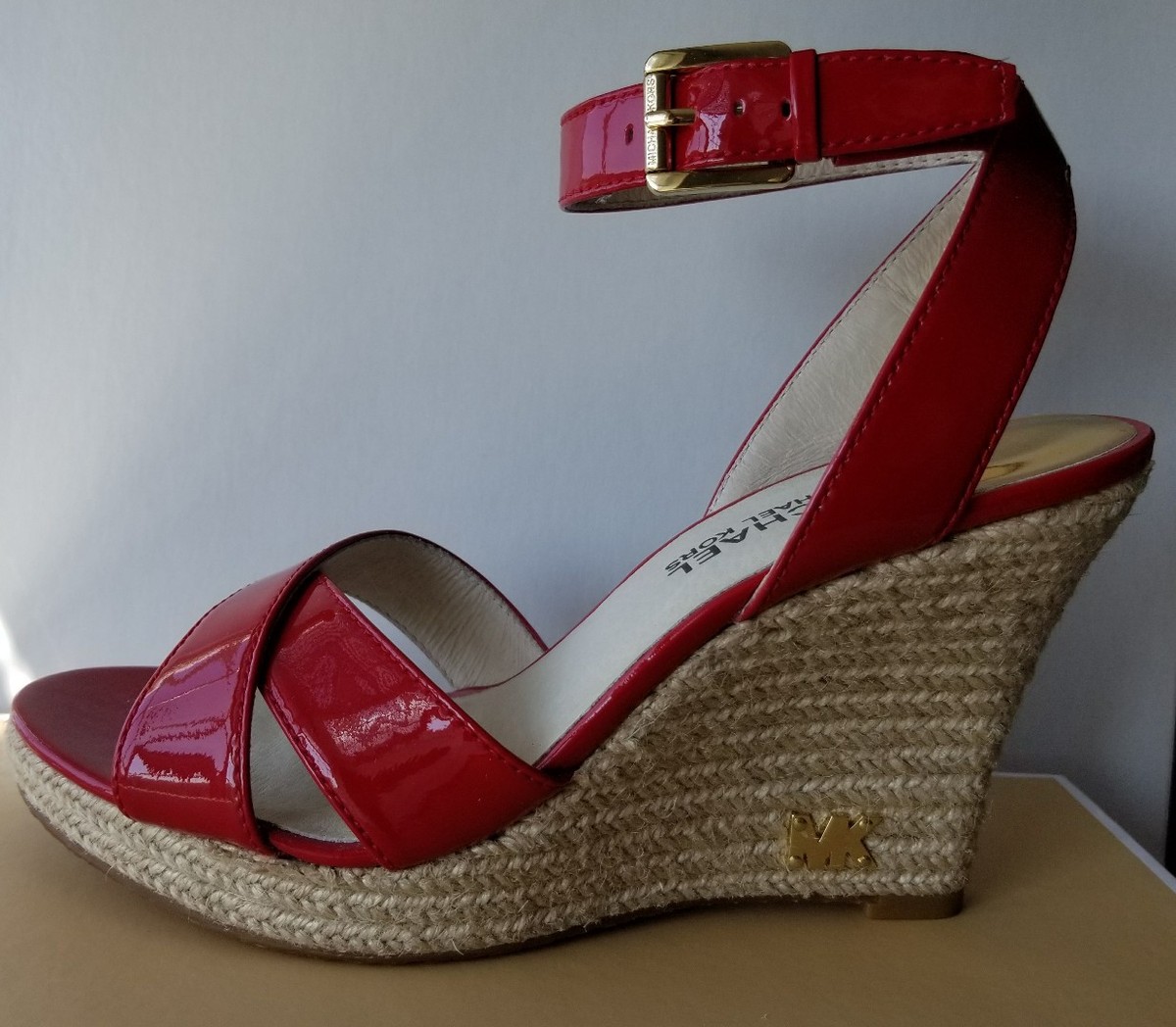 【MICHAEL KORS】ロゴ ウェッジ エスパドリーユ Michael Kors Ripley Wedge Espadrille Sandals Leather Gold or