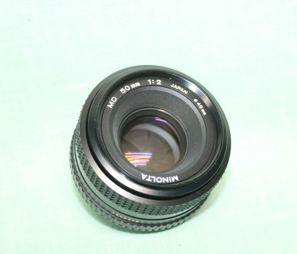 Minolta MD 50mm 1:2 Lens With filter and Lens hood - Image 2 of 4