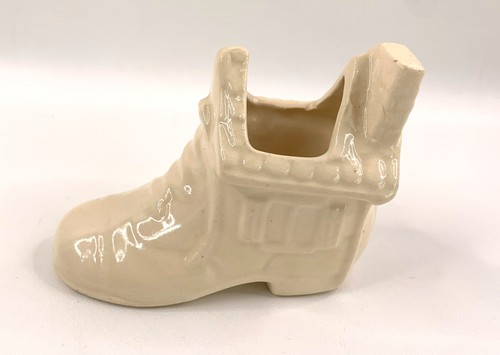 Vintage McCoy Pottery Nursery Rhyme Planter Old Women Who Lived In Shoe White - Picture 3 of 6