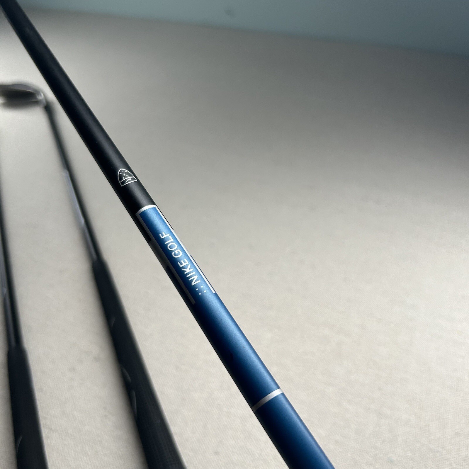 Nike Golf Club Set Youth Kids Wedge Iron Putter 3 Wood Mallet Graphite