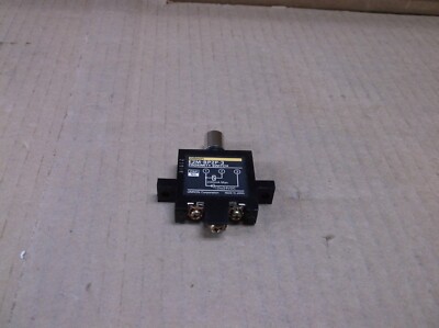 E2M-BP2P-3 Omron Neu Näherungsschalter Sensor E2MBP2P3