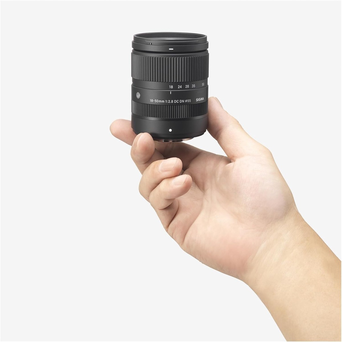SIGMA 18-50mm F2.8 DC DN Contemporary L mount New Made in SIGMA 18-50mm F2.8 DC DN Contemporary L mount New Made in