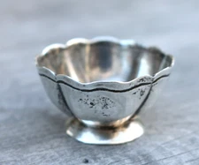 Vintage MACIEL Mexican Sterling Silver Scallop Salt Cellar Pedestal Footed Bowl
